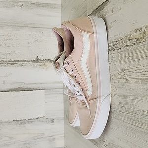 Vans Off the Wall blush pink low profile canvas sneakers tennis shoes Size 8.5